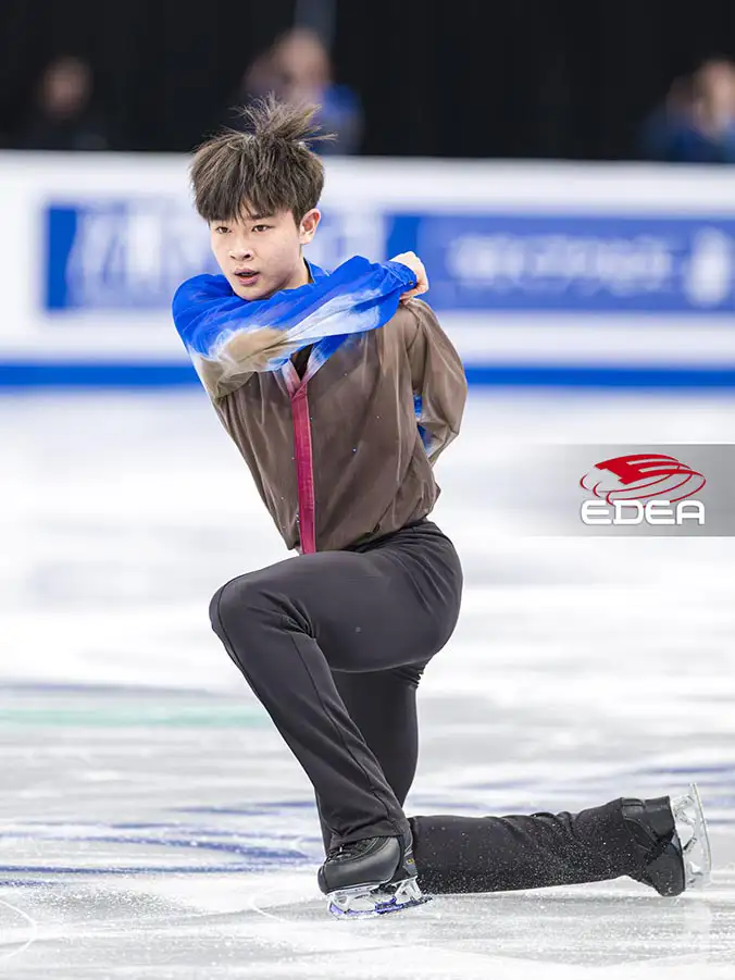 Ice Gallery Skates U.S.